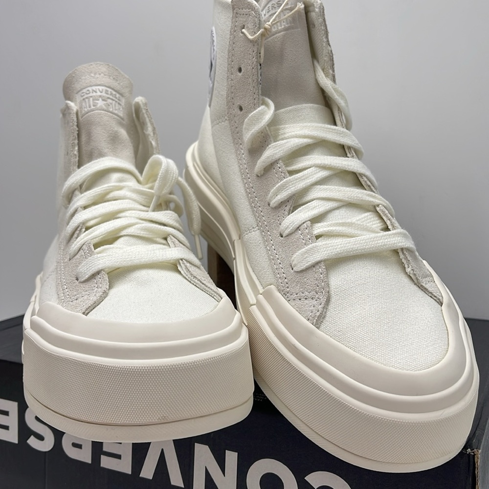 Converse WMNS CTAS CRUISE HI
EGRET/EGRET/EGRET A04688C Platforms Sneakers - Picture 8 of 16